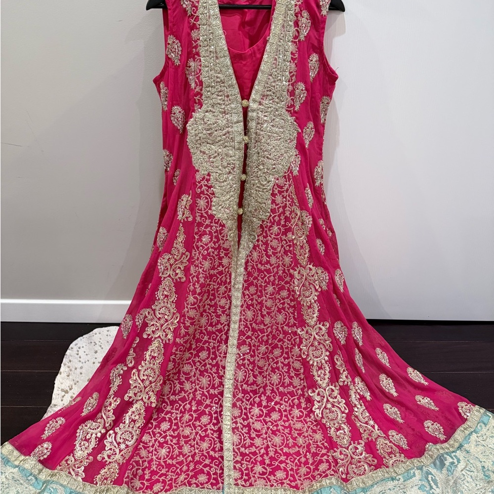 Elegant Pink and Cream Embroidered Shalwar Kameez Dress
